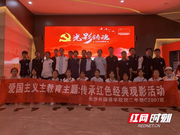 共享充电宝被指收费标准不透明,为何共享充电宝越来越贵了?-聚焦热门话题,互动交流平台