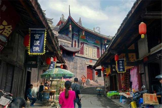贵州江口：圆圆的“红粑粑”寓意团团圆圆幸福美满